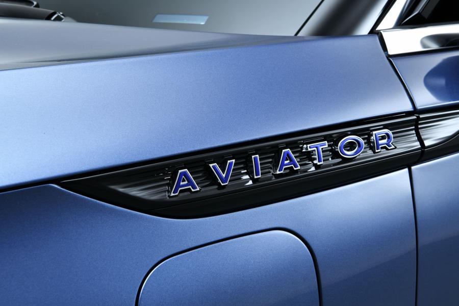 Логотип Lincoln Aviator Grand Touring 2019 года  (CN) (фото 20 из 20)